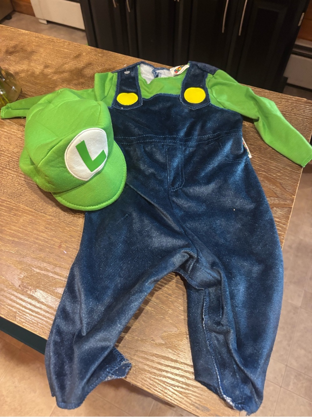 Nintendo Green Luigi-Inspired Toddler Costume with Navy Overalls - Picture 2 of 2